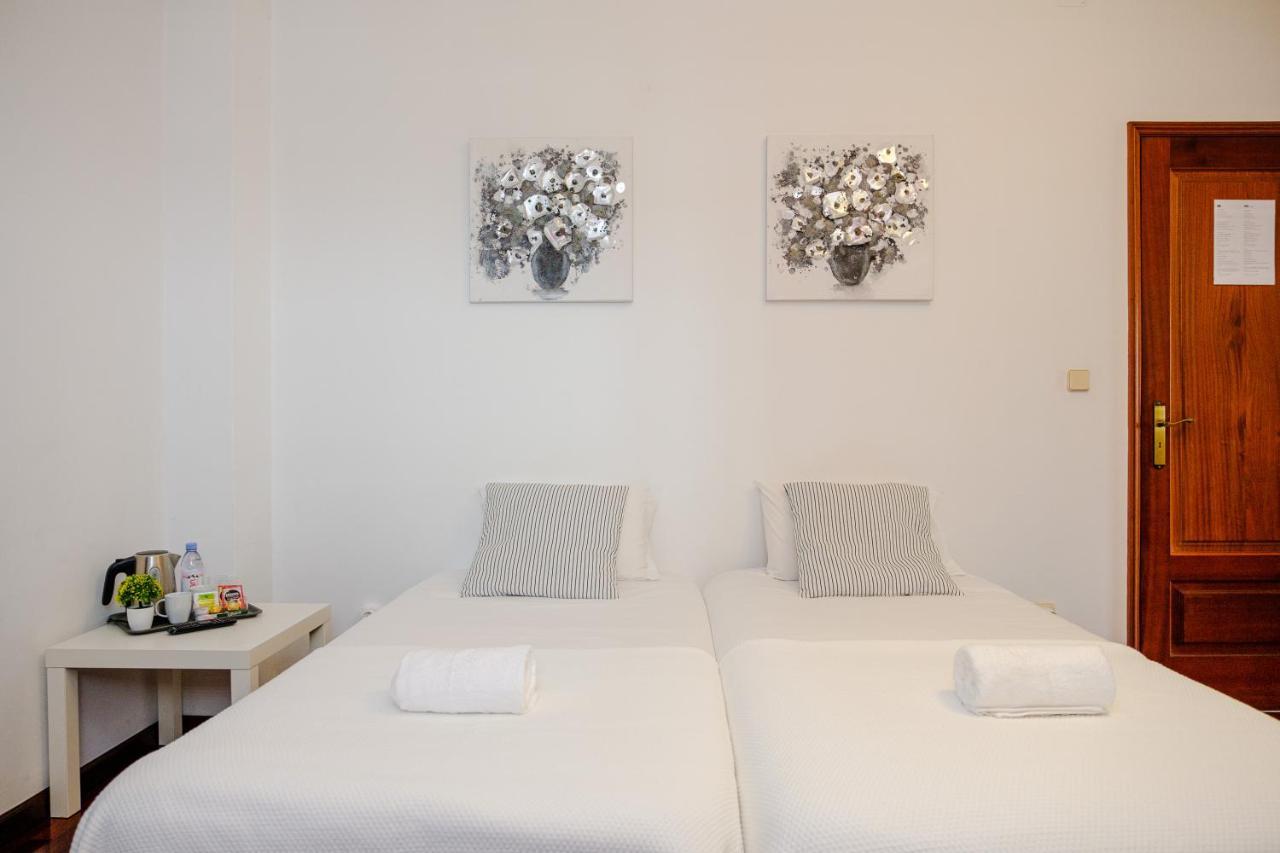 Classico Guesthouse 빌라노바데가이아 외부 사진